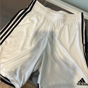 Adidas Men’s shorts size Small